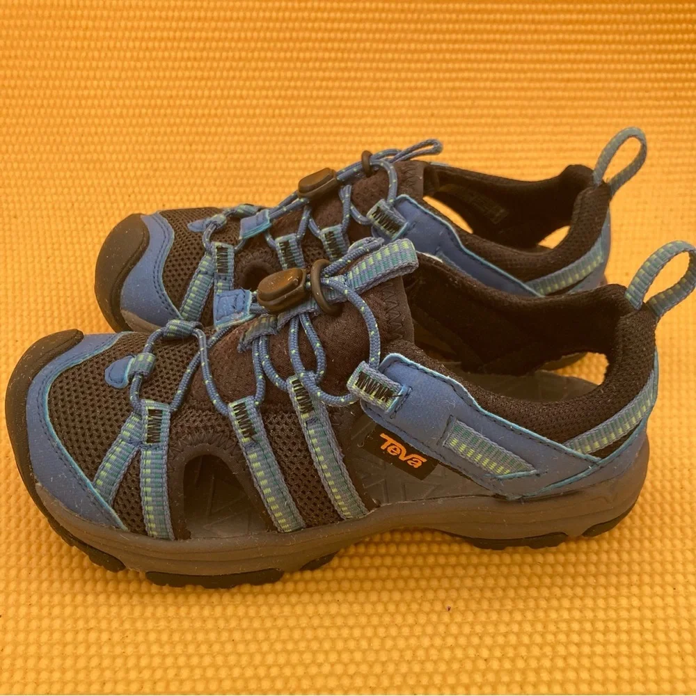Teva Childrens Sz 13 Manatee Sandals Blue Black Water Shoes Sneakers Hiking